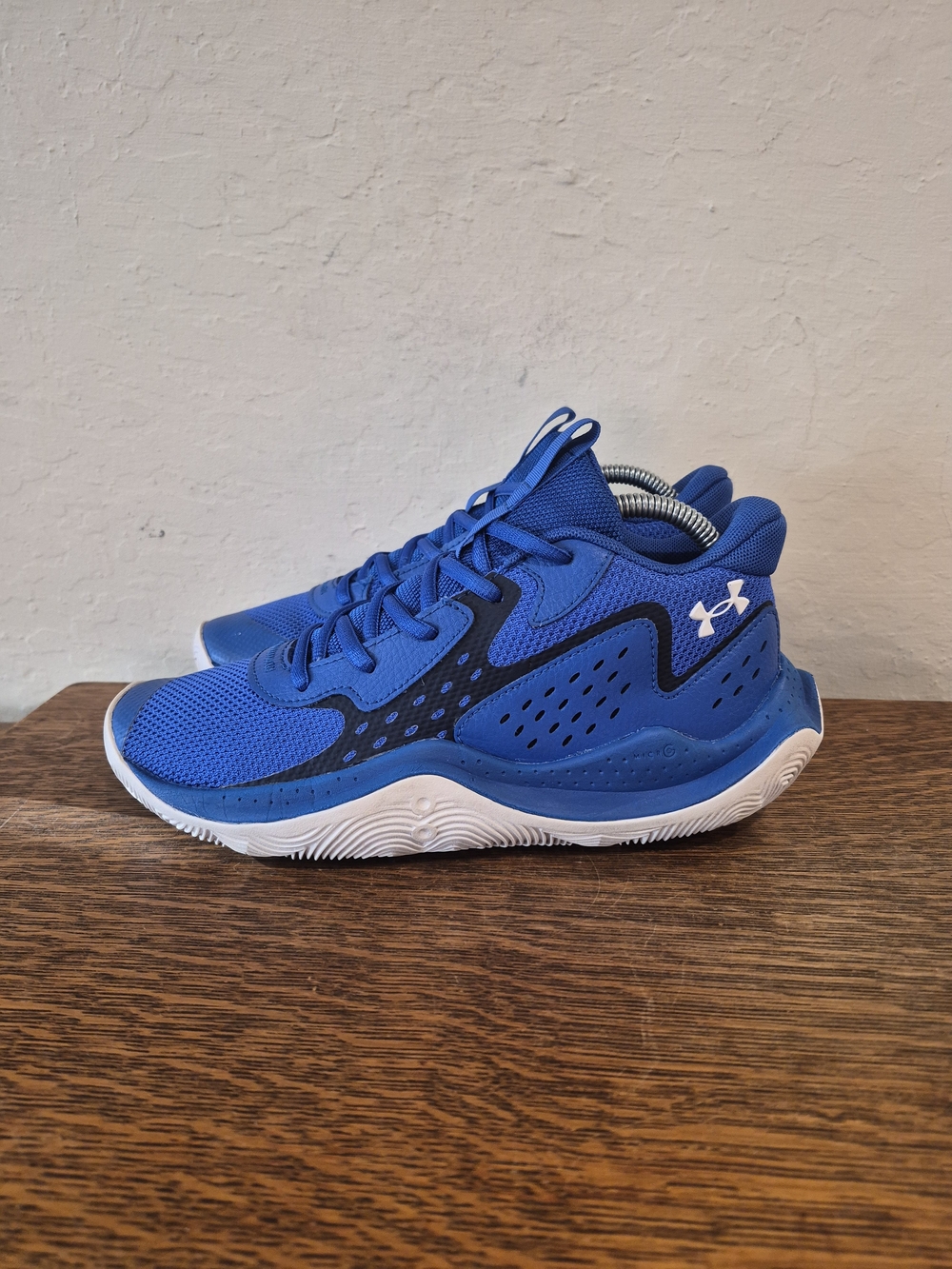 Under Armour Grade School Jet '23 Basketball Shoes 
Men's Size 6.5